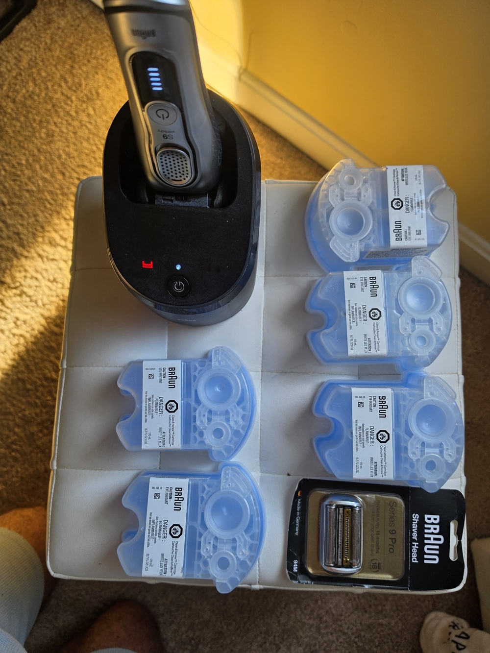 Braun Electric Shaver S9 in Silver and Black Braun Series 9 Wet & Dry Electric S - Picture 6 of 8